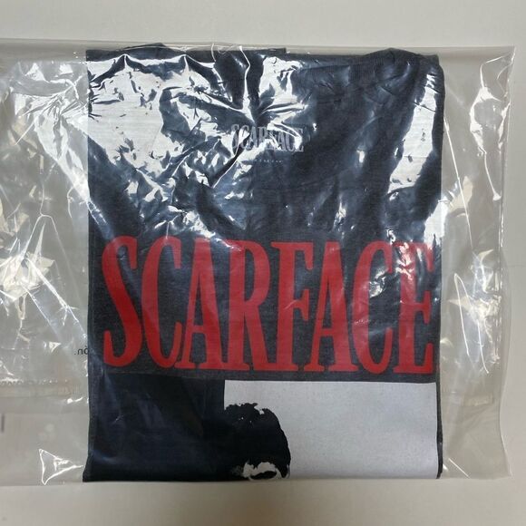 Scarface Graphic Print Men’s Gray Shirt NWOT - Picture 7 of 7